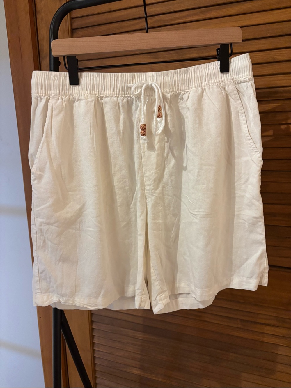 Amazon Men's Cream Drawstring Linen Blend Shorts